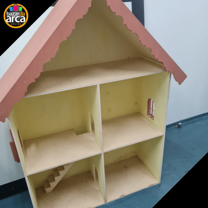 casinha de madeira - boneca 1 metro