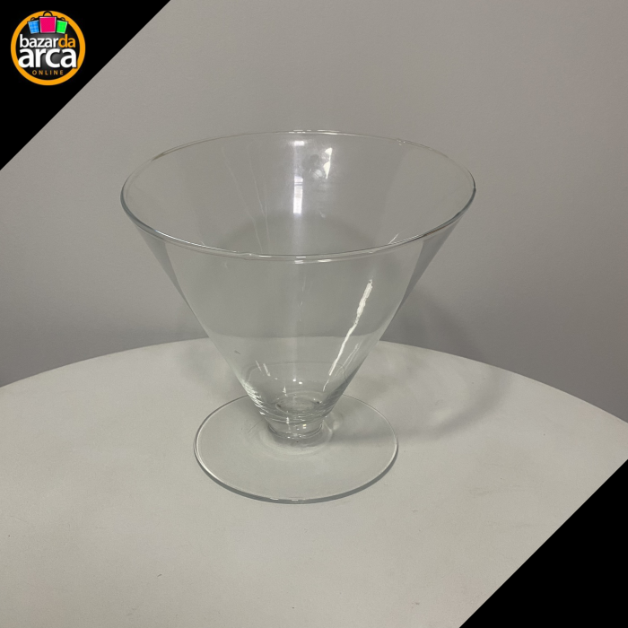 Taça grande para sobremesa