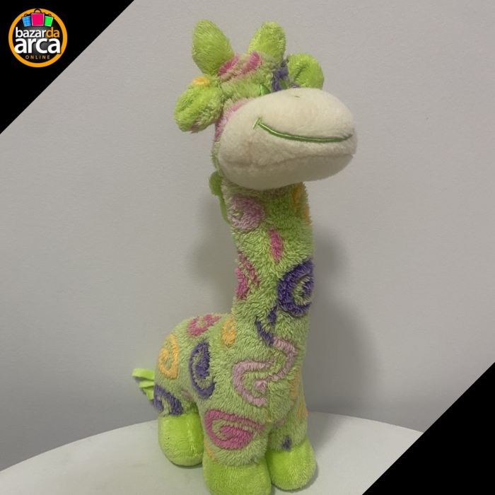 Girafa Verde Pelucia