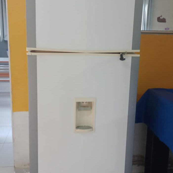 GELADEIRA 374 LITROS