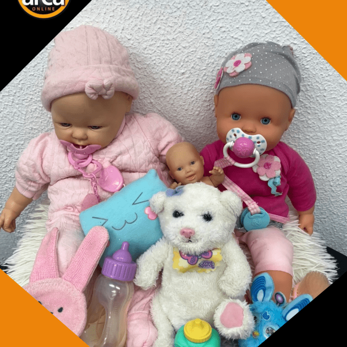 Kit 2 bonecas com acessórios